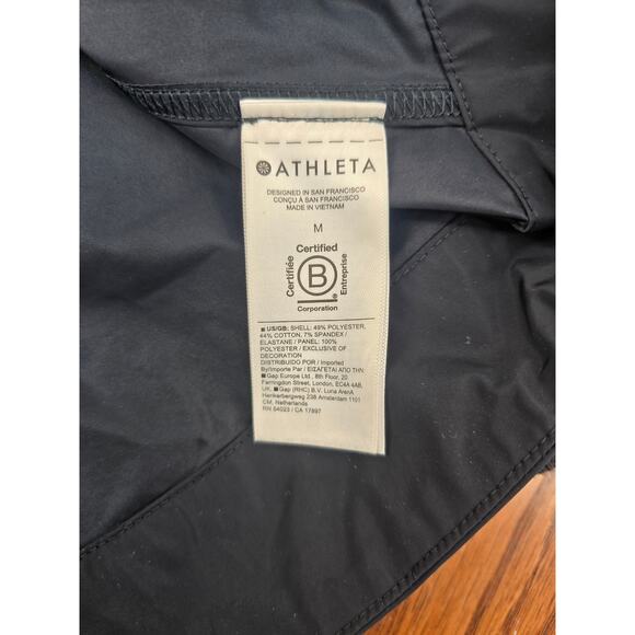 Athleta
Triumph Hybrid Crewneck Jacket - Picture 5 of 5